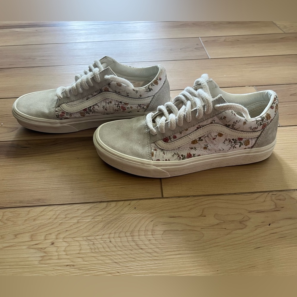 Off white floral old school vans